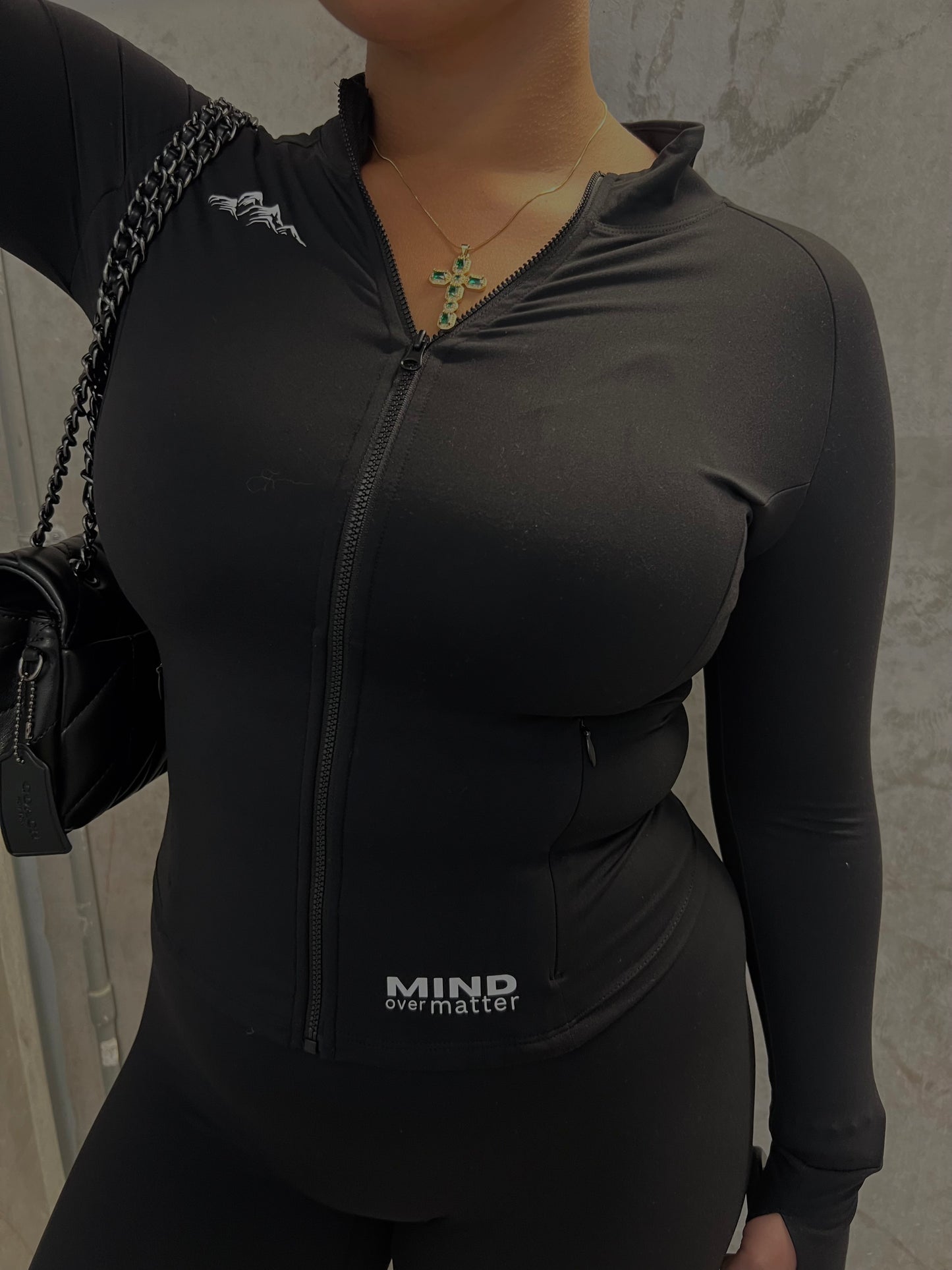 The Flow Zip up