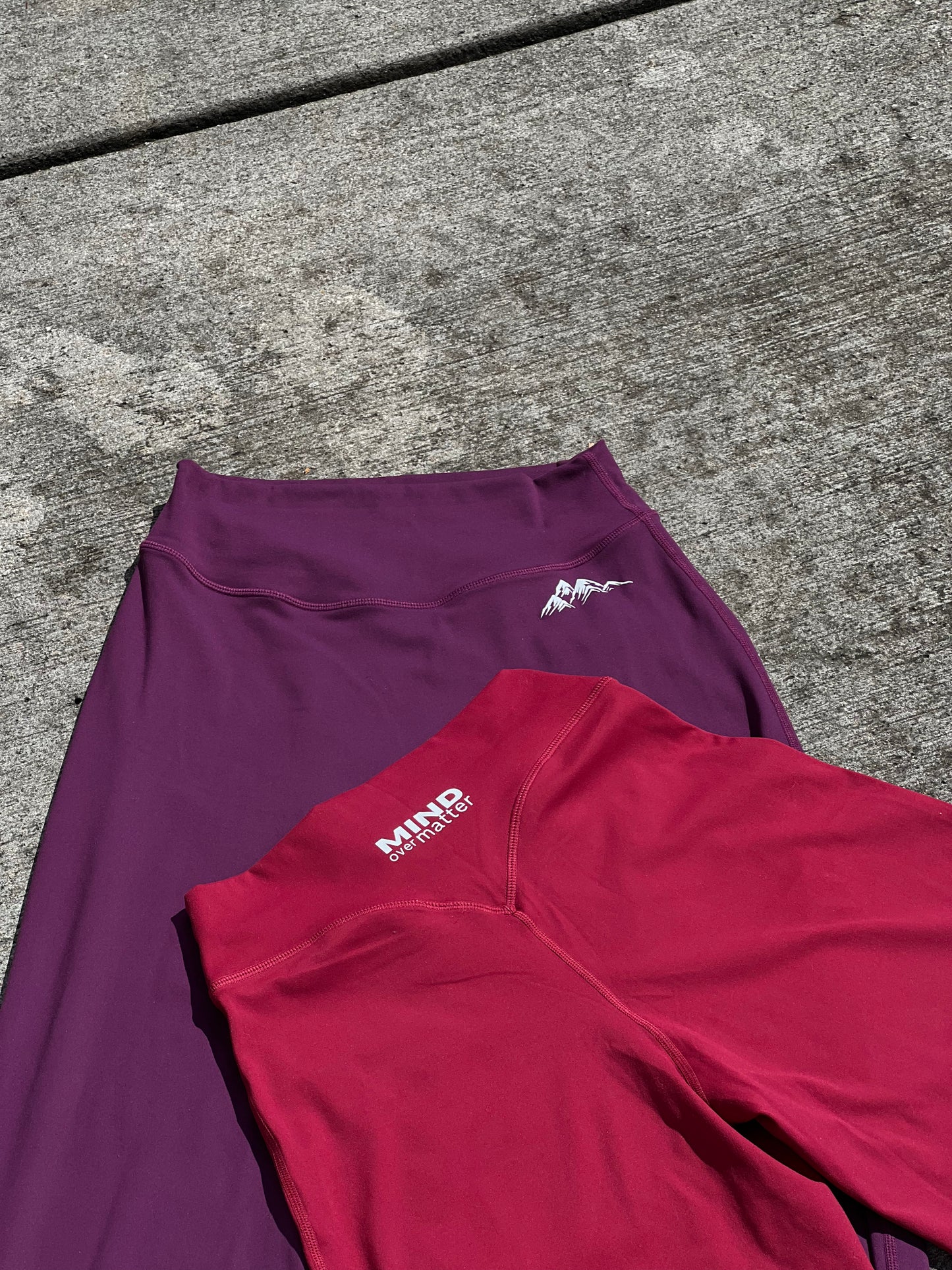 Flow Straight Leg Legging
